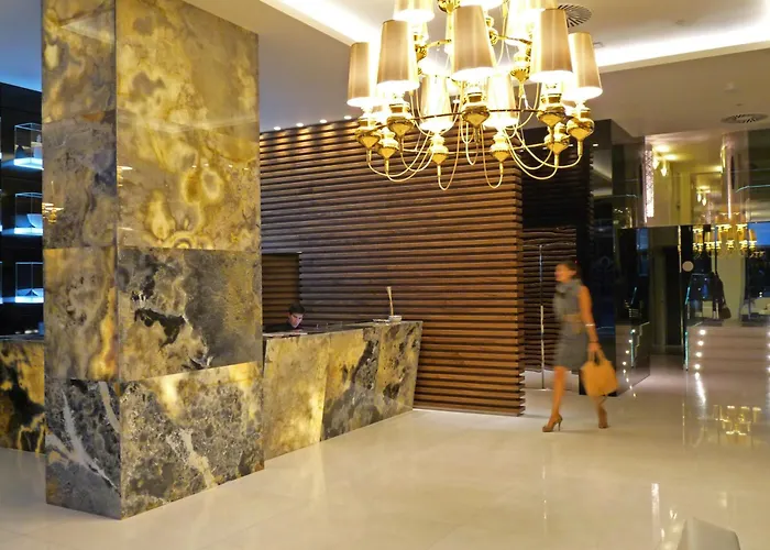 Otel Gran Nagari Boutique & Vigo